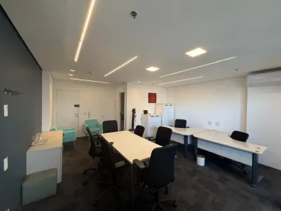 Sala Comercial à venda, 40m² no Santo Amaro, São Paulo