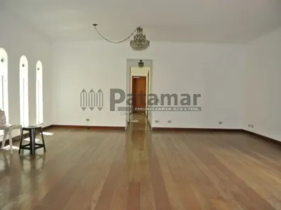 Sobrado com 5 Quartos à venda, 460m² no Jardim Leonor, São Paulo