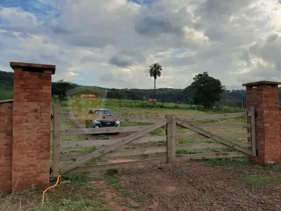 Fazenda/Sítio com 2 Quartos à venda, 220m² no , Rifaina