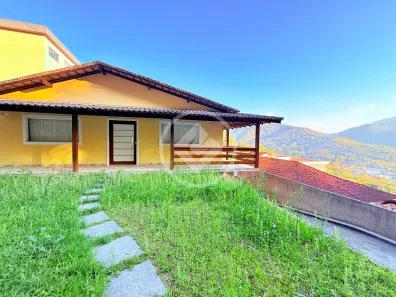 Casa com 3 Quartos à venda, 223m² no Albuquerque, Teresópolis