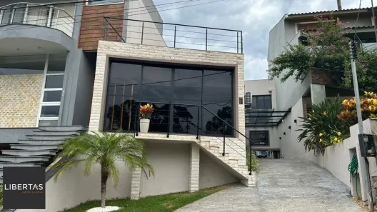 Casa de Condomínio com 3 Quartos à venda, 276m² no Hípica, Porto Alegre