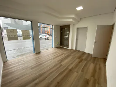 Ponto Comercial para alugar, 115m² no Estreito, Florianópolis