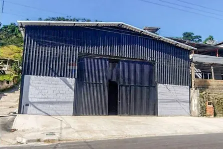 Galpão/Depósito/Armazém para alugar, 180m² no Benfica, Juiz de Fora