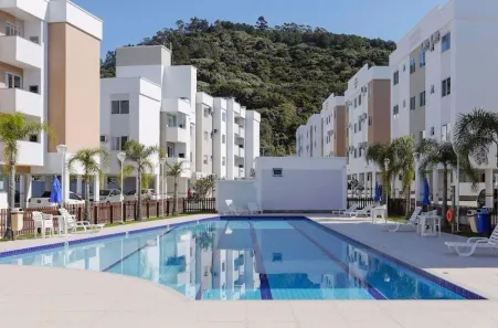 Apartamento com 2 Quartos para alugar, 55m² no Canasvieiras, Florianópolis
