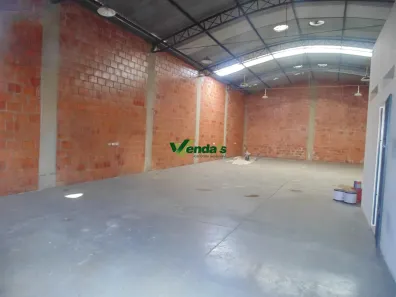 Galpão/Depósito/Armazém com 2 Quartos para alugar, 199m² no Paulicéia, Piracicaba
