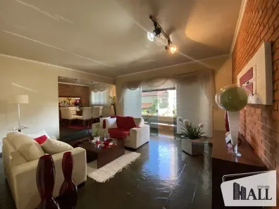 Casa com 4 Quartos à venda, 212m² no Vila Imperial, São José do Rio Preto