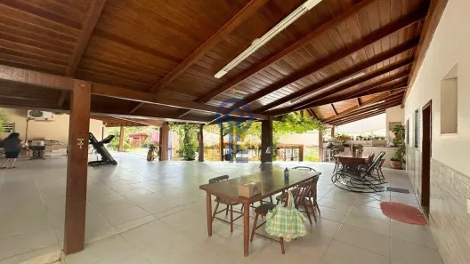 Casa com 5 Quartos para alugar, 300m² no Trindade, Florianópolis