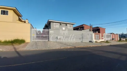 Sobrado com 3 Quartos à venda, 125m² no Uvaranas, Ponta Grossa