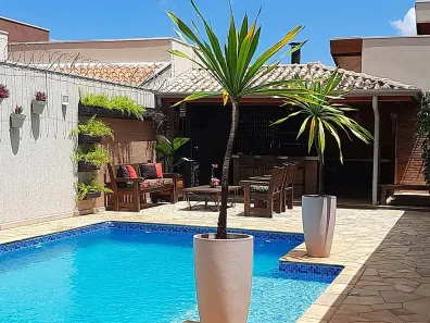 Casa com 3 Quartos à venda, 600m² no Jardim Brasília, Mogi Mirim