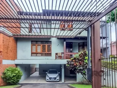 Casa com 4 Quartos à venda, 378m² no Teresópolis, Porto Alegre