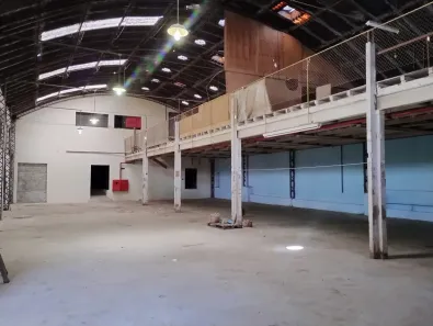 Galpão/Depósito/Armazém para alugar, 1000m² no Tomás Coelho, Rio de Janeiro