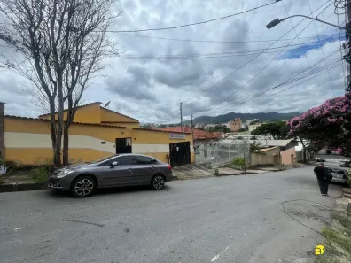 Casa com 5 Quartos à venda, 198m² no Santa Helena (Barreiro), Belo Horizonte