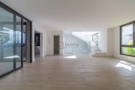 Casa de Condomínio com 3 Quartos para alugar, 268m² no Indianópolis, São Paulo