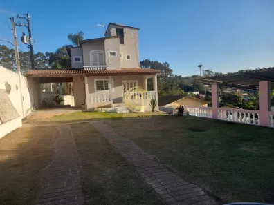Fazenda/Sítio com 3 Quartos para alugar, 250m² no Veraneio Ijal, Jacareí