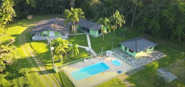 Fazenda/Sítio com 13 Quartos à venda, 2000m² no Antonina, Antonina
