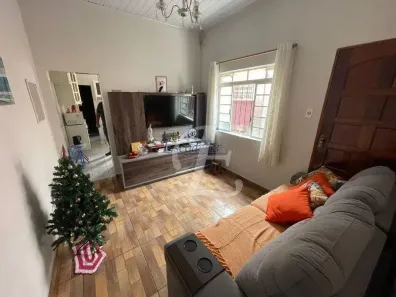 Casa com 4 Quartos à venda, 250m² no Vila Nilo, São Paulo