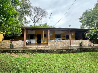 Fazenda/Sítio com 3 Quartos à venda, 175m² no Vale do Sol, Embu das Artes