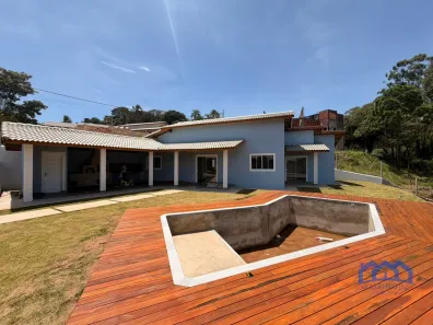 Fazenda/Sítio com 3 Quartos à venda, 1000m² no , Mairinque