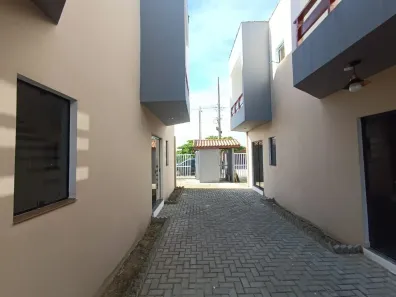 Casa de Condomínio com 2 Quartos à venda, 80m² no Balneario Gaivotas, Itanhaém