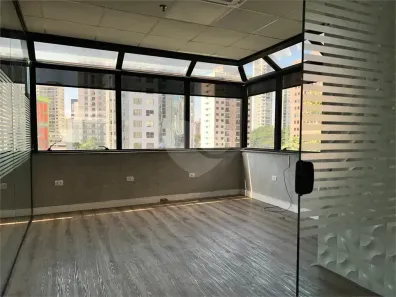 Ponto Comercial à venda, 328m² no Cidade Monções, São Paulo