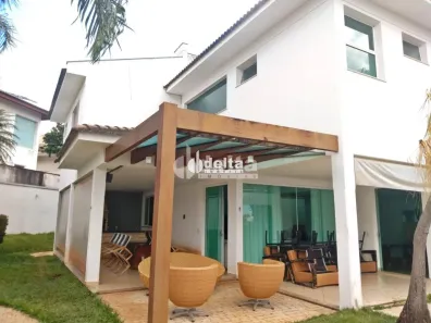 Casa de Condomínio com 4 Quartos à venda, 382m² no Nova Uberlândia, Uberlândia