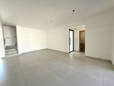 Casa de Condomínio com 4 Quartos à venda, 150m² no Jardins Berlim, Senador Canedo