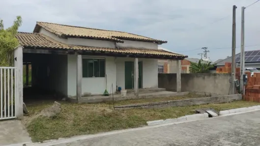 Casa de Condomínio com 3 Quartos à venda, 150m² no Fazendinha, Araruama