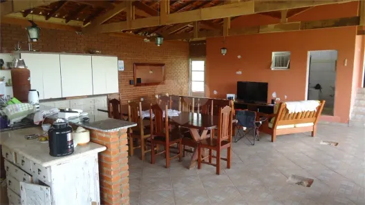 Fazenda/Sítio com 3 Quartos à venda, 250m² no Planalto Verde, São Roque