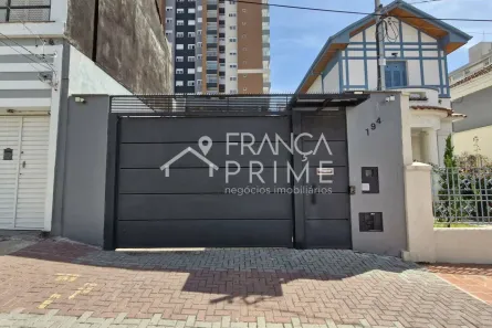 Sobrado com 3 Quartos à venda, 190m² no Água Branca, São Paulo