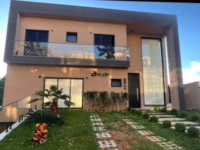 Casa de Condomínio com 3 Quartos à venda, 325m² no Tarumã, Santana de Parnaíba