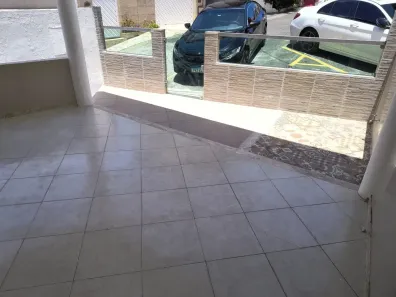 Casa de Condomínio com 3 Quartos para alugar, 210m² no Itapuã, Salvador