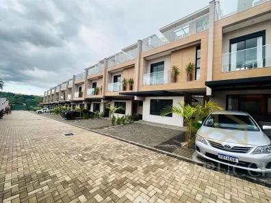 Casa de Condomínio com 3 Quartos à venda, 150m² no Parque Taquaral, Campinas