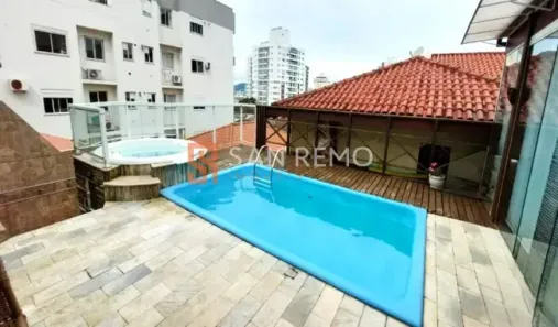 Casa com 5 Quartos para alugar, 236m² no Barreiros, São José