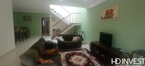 Sobrado com 4 Quartos à venda, 227m² no Jardim Sevilha, Indaiatuba