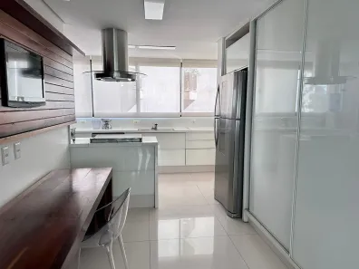 Apartamento com 3 Quartos à venda, 284m² no Centro, Florianópolis