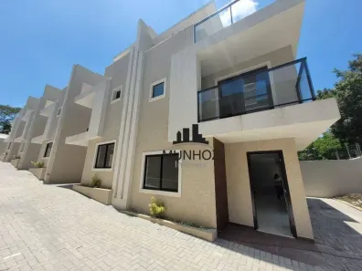 Casa de Condomínio com 3 Quartos à venda, 177m² no Jardim Social, Curitiba