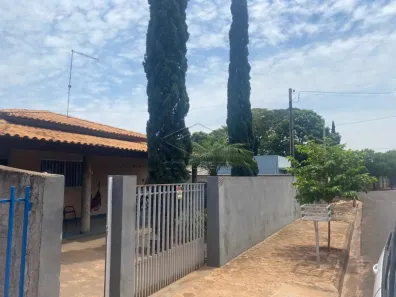 com 2 Quartos à venda, 190m² no Vale das Águas, Iacanga