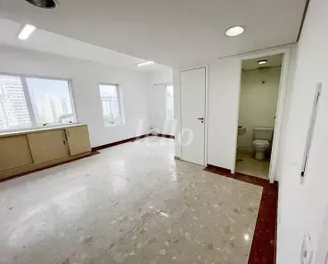 Sala Comercial à venda, 29m² no Liberdade, São Paulo