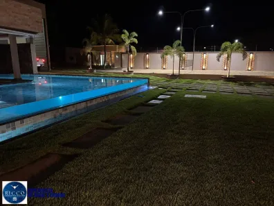 Fazenda/Sítio com 8 Quartos à venda, 680m² no Setor Central, Aruanã
