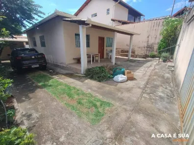 Casa com 3 Quartos à venda, 360m² no Novo Eldorado, Contagem