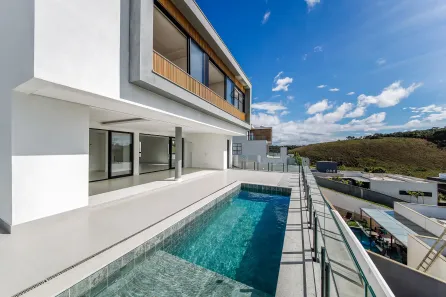 Casa de Condomínio com 4 Quartos à venda, 363m² no São Pedro, Juiz de Fora