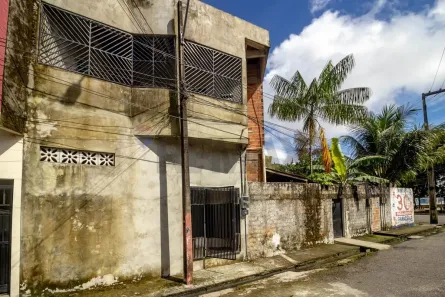 Casa com 10 Quartos à venda, 138m² no Maracangalha, Belém