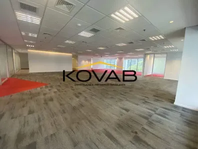 Sala Comercial para alugar, 1300m² no Vila Olímpia, São Paulo