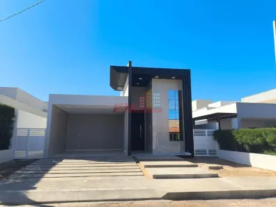 Casa de Condomínio com 3 Quartos à venda, 195m² no Rincão, Mossoró