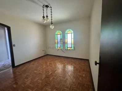 Imóvel Comercial com 3 Quartos à venda, 308m² no Vila São Bento, São José dos Campos