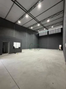 Galpão/Depósito/Armazém à venda, 240m² no Del Castilho, Rio de Janeiro