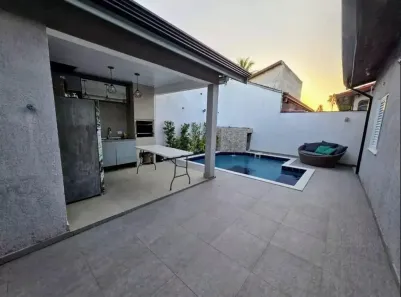Casa com 3 Quartos à venda, 151m² no Jardim Casablanca, Peruíbe