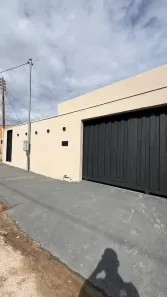 Casa com 3 Quartos para venda ou aluguel, 180m² no Morada da Serra, Cuiabá