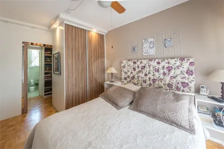 Sobrado com 3 Quartos à venda, 216m² no Jardim Sabará, Porto Alegre