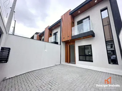 Casa com 3 Quartos à venda, 101m² no Anita Garibaldi, Joinville